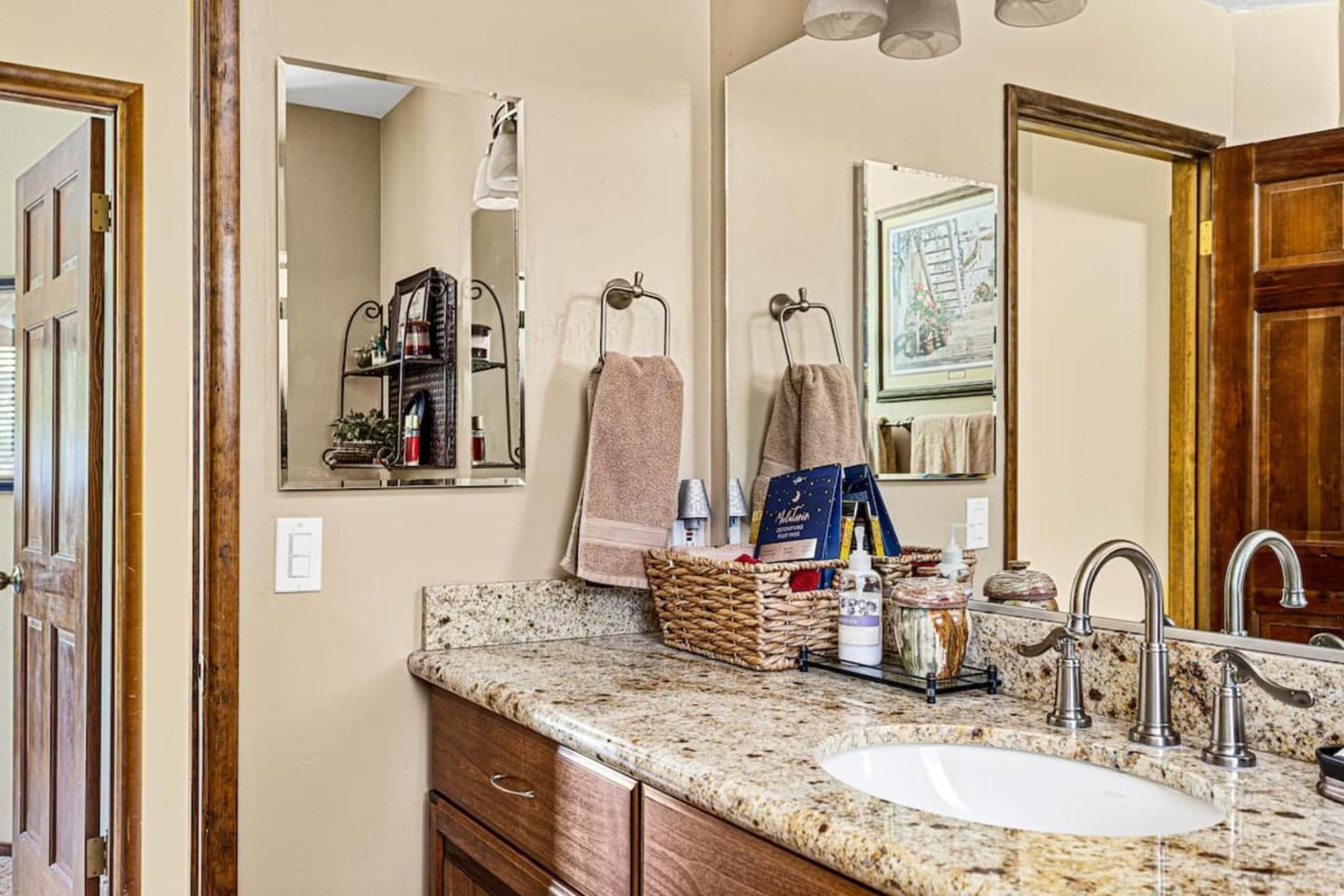 Sutter Ln By Avantstay Beautifully Remodeled Kitchen,4Cabin-Chic Bedrooms Blue Jay Bagian luar foto